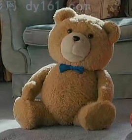 坐着发呆的泰迪熊